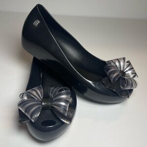 MEL Dreamed by Melissa Ballet Slip On w/Bows Flat Shoes Sz 2 Ultragirl Sweet VI